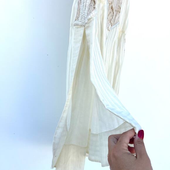 Free People New Romantics Lace Cottage Tank Top Delicate Boho Medium Cream - Picture 8 of 9